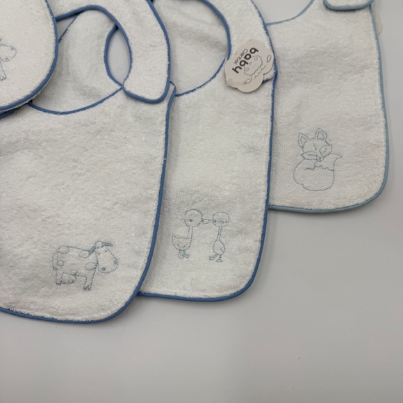 Baby Cantel Terry Bibs & Burp Cloth Set of 5 White Blue Trim Embroidered Animals - Picture 6 of 9